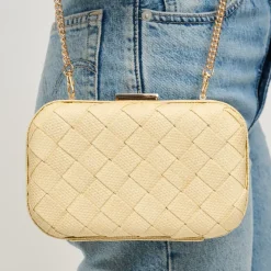 Clutches^Urban Expressions Addie Clutch