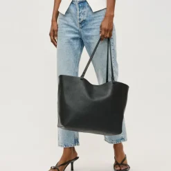 Totes|Handbags^Urban Expressions Alma Tote