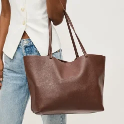 Totes|Handbags^Urban Expressions Alma Tote