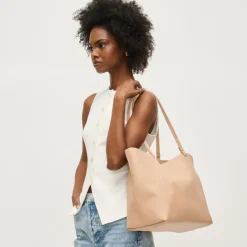 Totes|Handbags^Urban Expressions Alma Tote