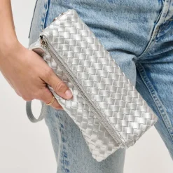 Clutches^Urban Expressions Aria Clutch