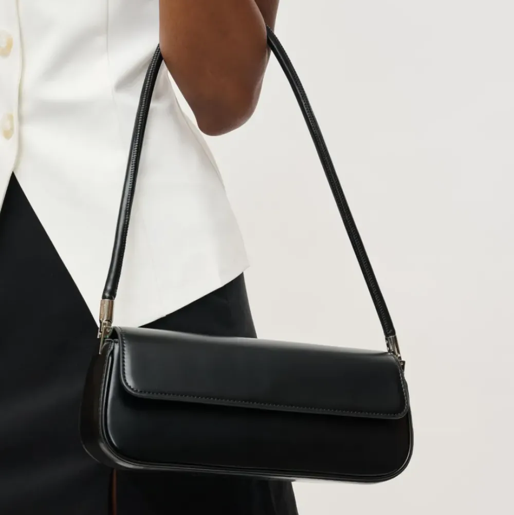 Shoulder Bags|Hobo^Urban Expressions Bailey Shoulder Bag