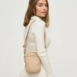 Crossbody^Urban Expressions Celeste Crossbody