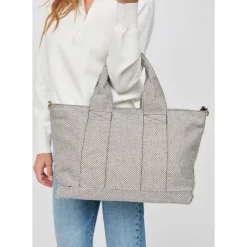 Handbags^Urban Expressions Dorret Tote