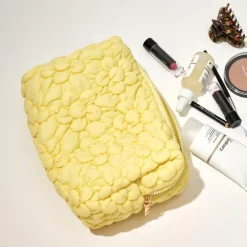 Make-up Bags & Pouches^Urban Expressions Flora Pop - Nylon Cosmetic Pouch