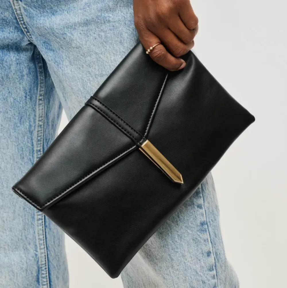 Clutches^Urban Expressions Heather Clutch