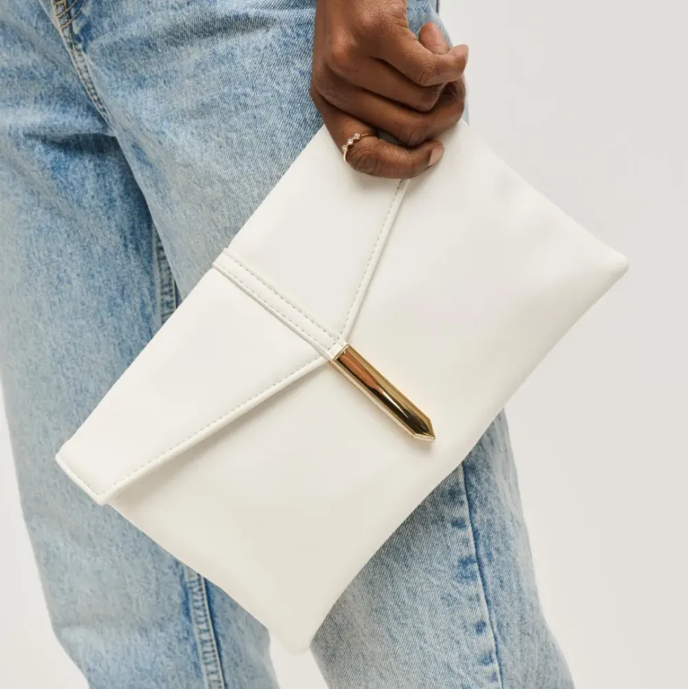 Clutches^Urban Expressions Heather Clutch