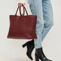 Totes|Handbags^Urban Expressions Ithaca Tote