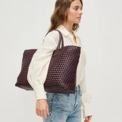 Totes|Handbags^Urban Expressions Ithaca Tote