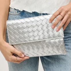Clutches^Urban Expressions Ivy Clutch