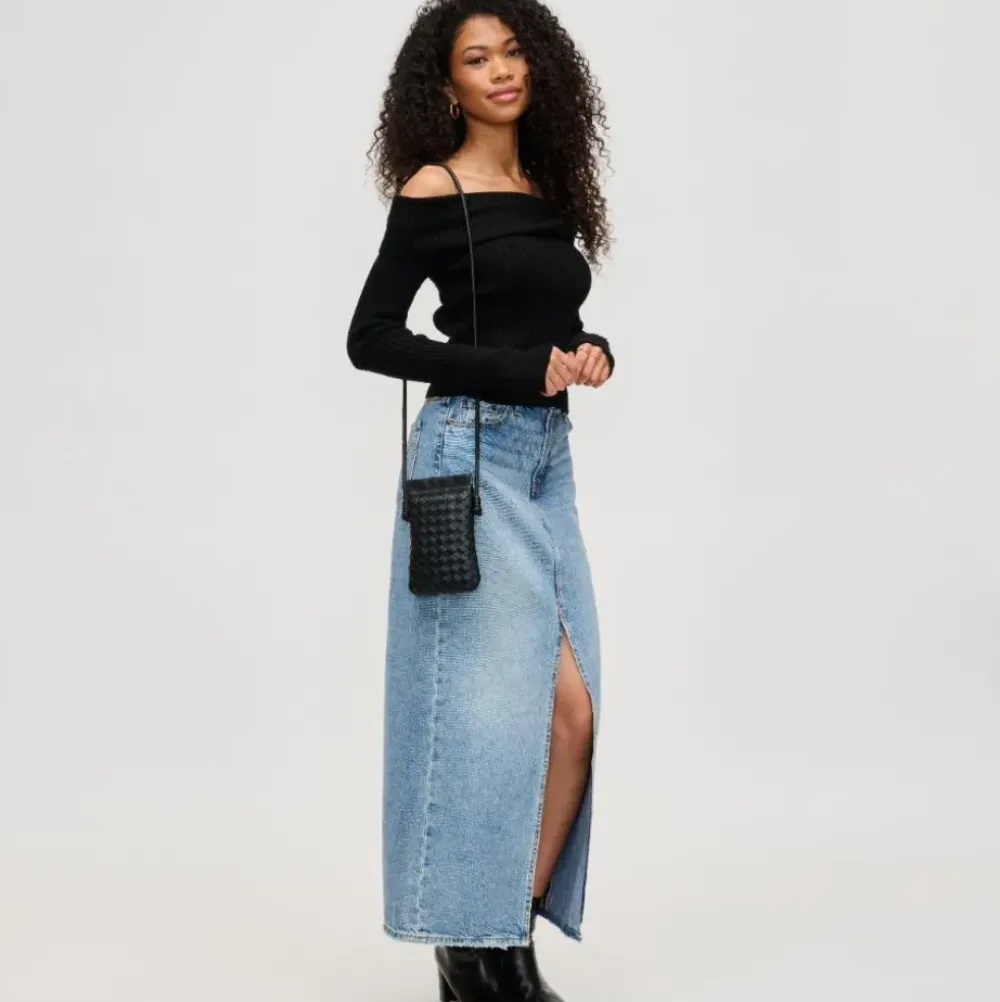 Crossbody^Urban Expressions Jackie Crossbody