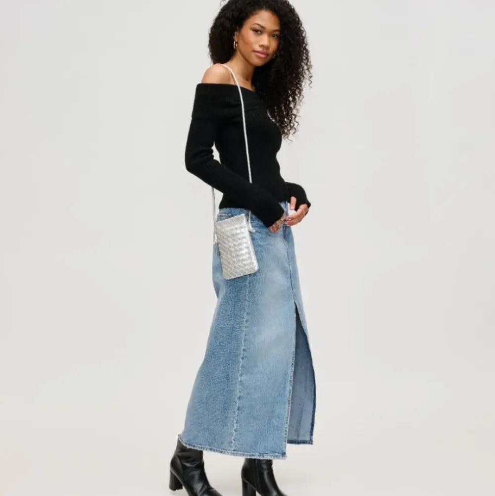 Crossbody^Urban Expressions Jackie Crossbody