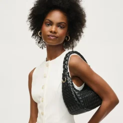 Crossbody^Urban Expressions Laken Crossbody