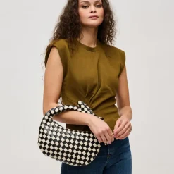 Clutches^Urban Expressions Lizbeth Clutch