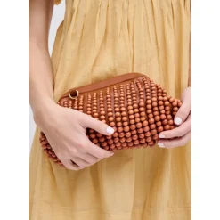 Clutches^Urban Expressions Lydia Clutch Tan