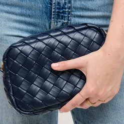 Crossbody^Urban Expressions Maddie Crossbody
