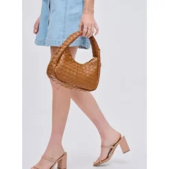 Crossbody^Urban Expressions Orie Crossbody