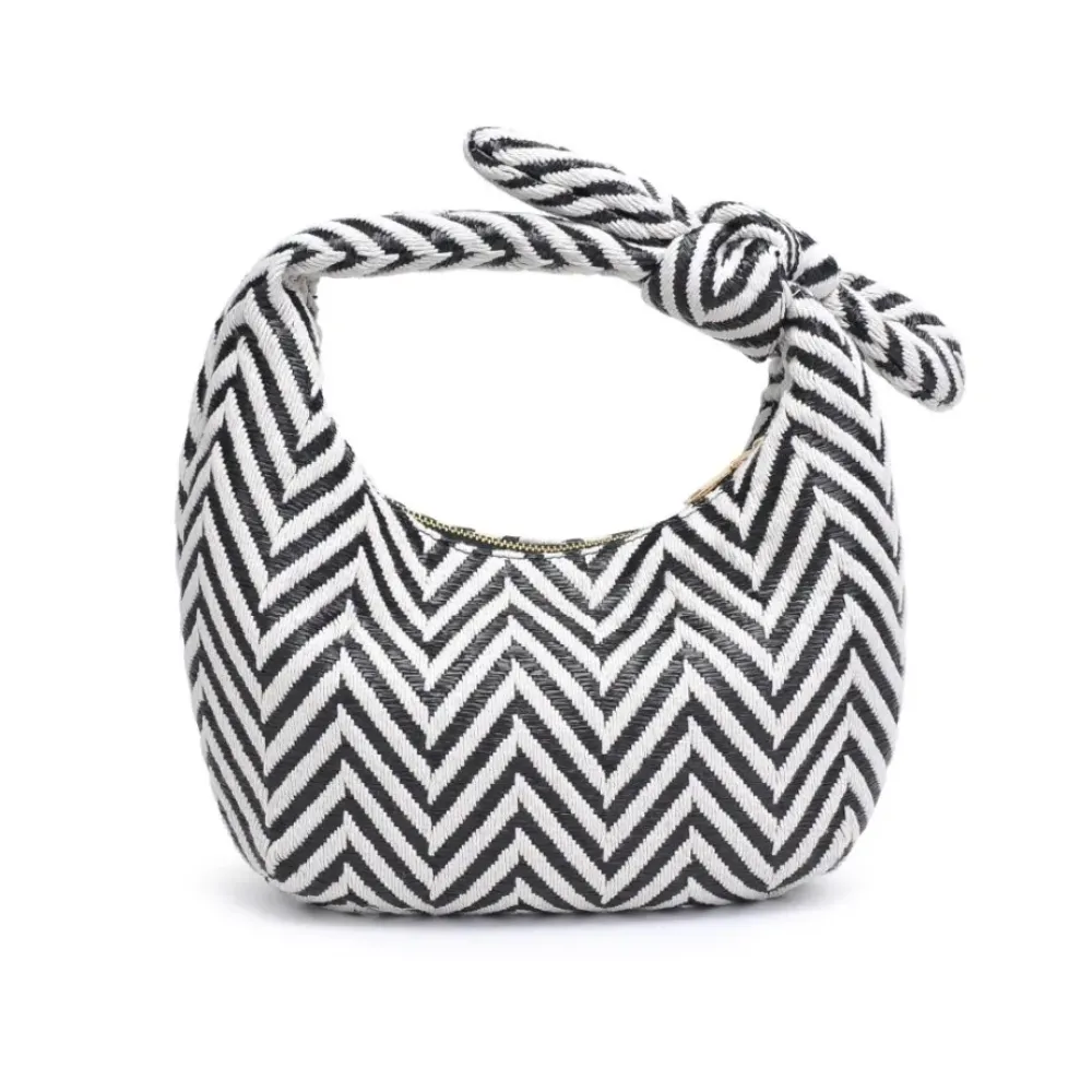 Clutches^Urban Expressions Penny Clutch