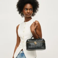 Crossbody^Urban Expressions Richie Crossbody