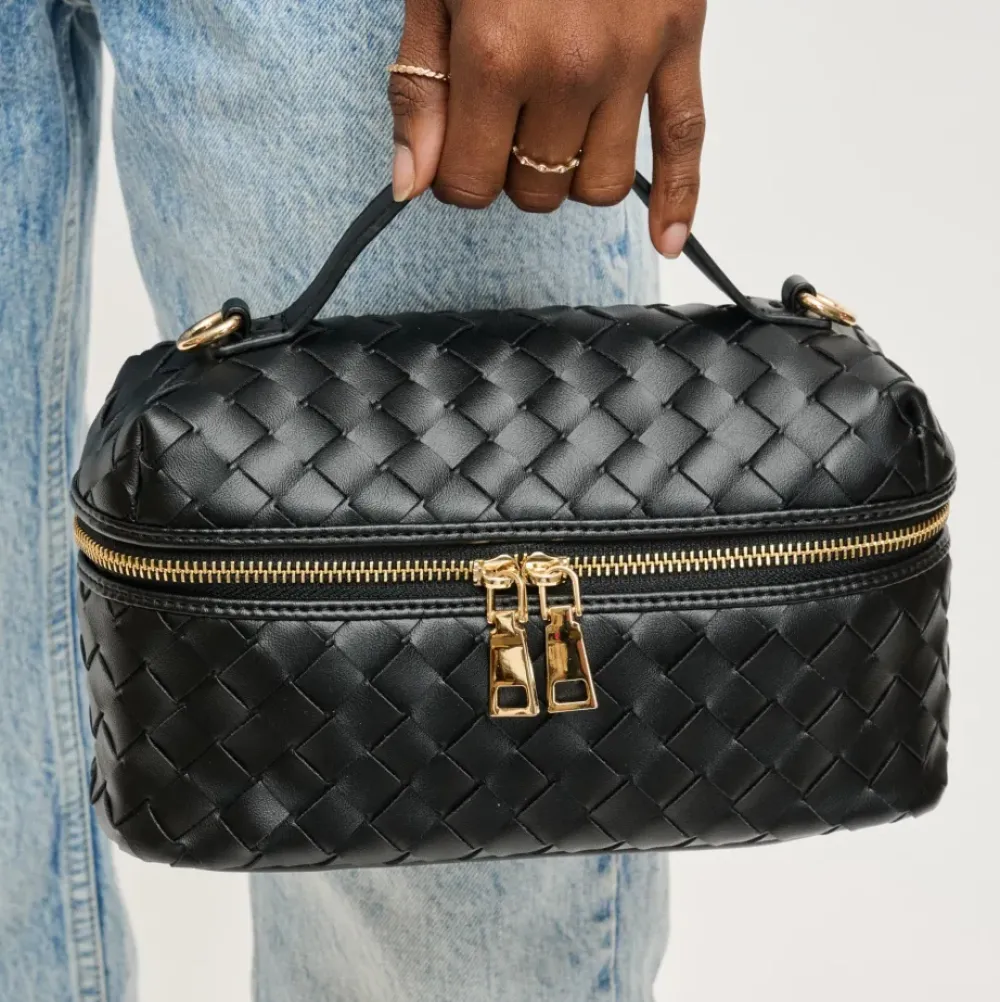 Crossbody^Urban Expressions Richie Crossbody