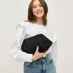 Clutches^Urban Expressions Sadie Clutch