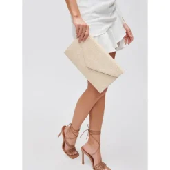 Clutches^Urban Expressions Trista Clutch