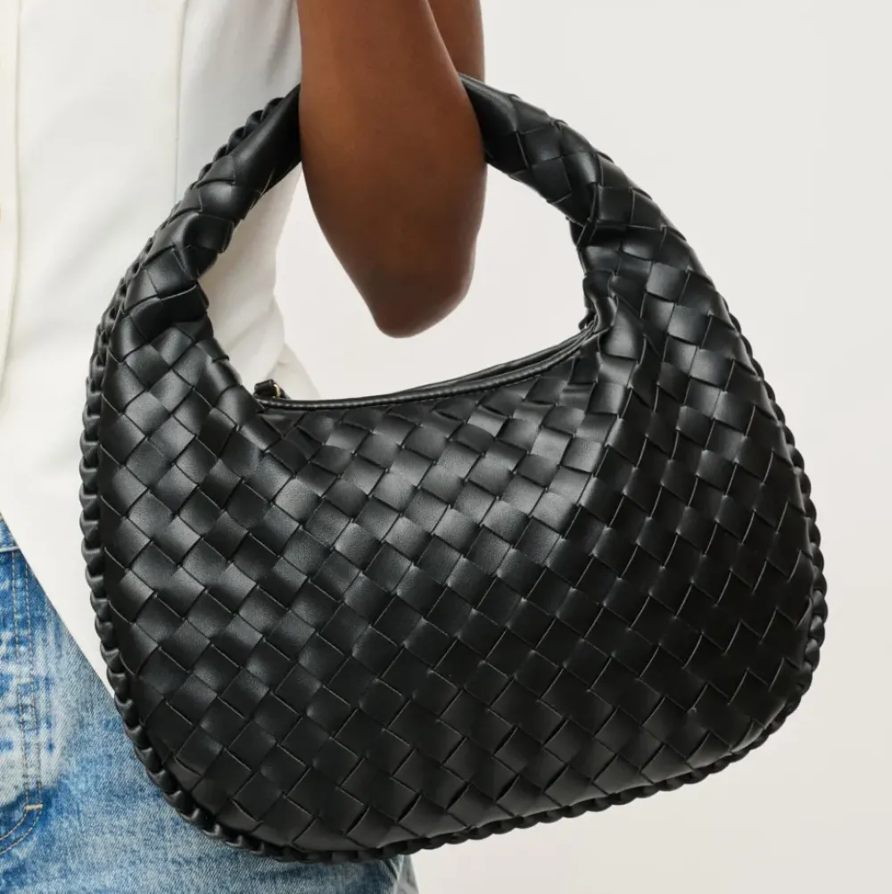 Hobo|Handbags^Urban Expressions Wendy Hobo