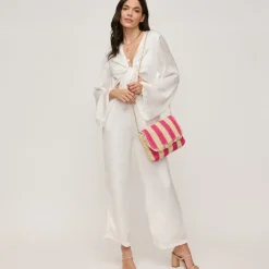 Clutches^Urban Expressions Winnie Clutch