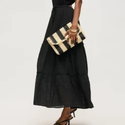 Clutches^Urban Expressions Winnie Clutch